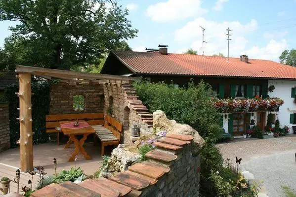 Apartment Appartement In Bad Bayersoien Mit Grossem Garten